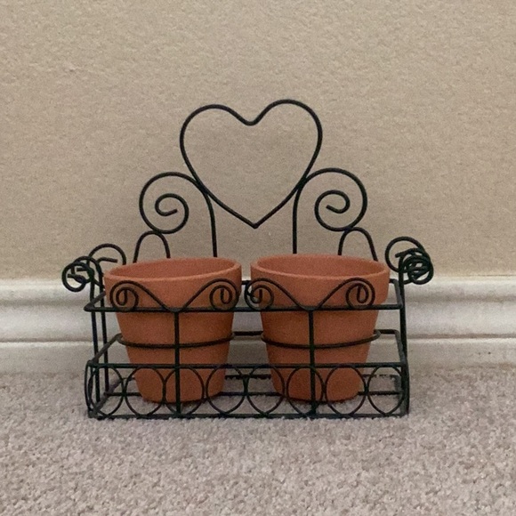 Cute very dark green heart pot holder with two small pots - Picture 1 of 4